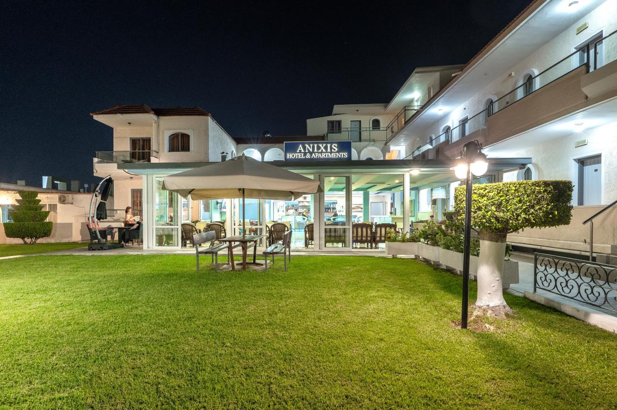 Anixis Aparthotel