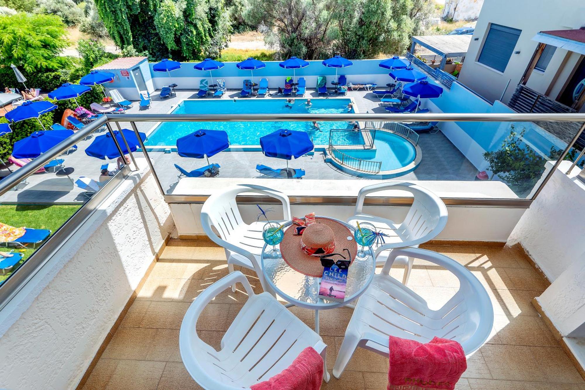Aparthotel Anixis